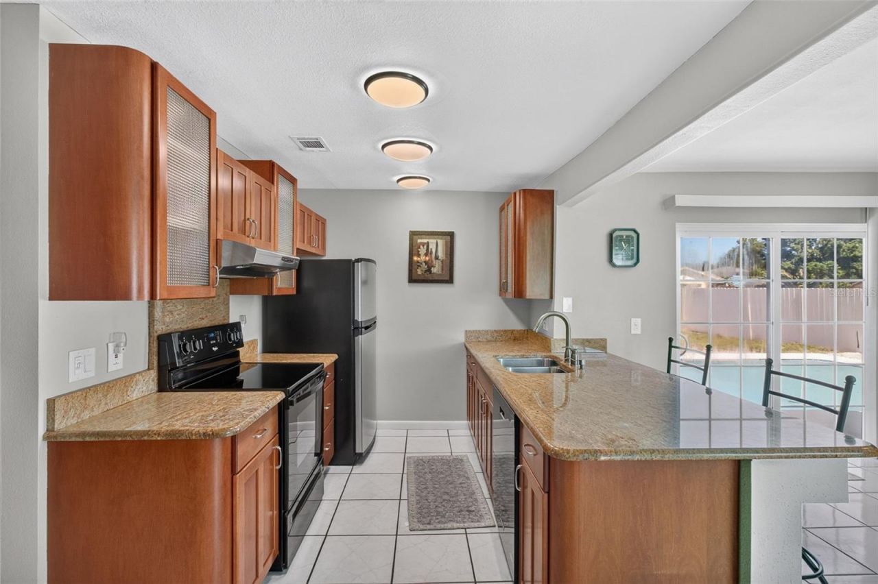 8153 Candlewoode Drive, Largo, FL 33773 Photo