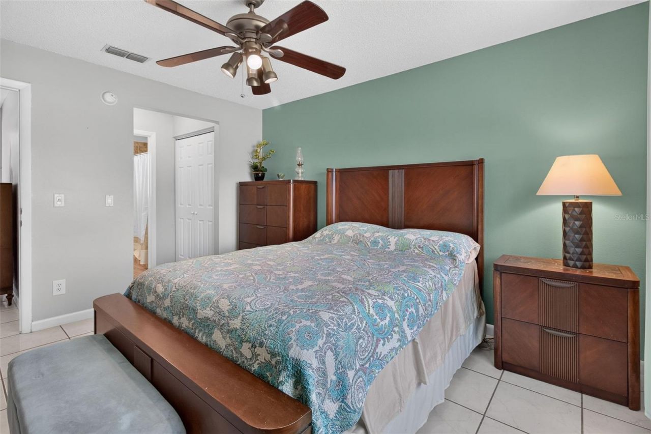 8153 Candlewoode Drive, Largo, FL 33773 Photo