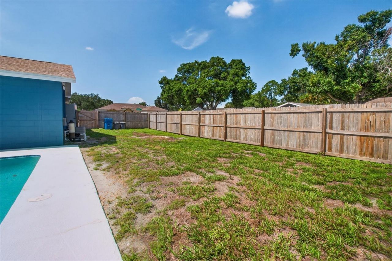 8153 Candlewoode Drive, Largo, FL 33773 Photo