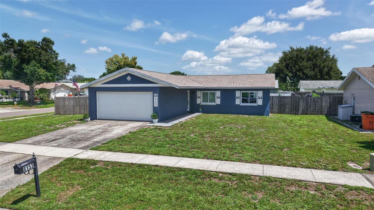 8153 Candlewoode Drive, Largo, FL 33773 Photo