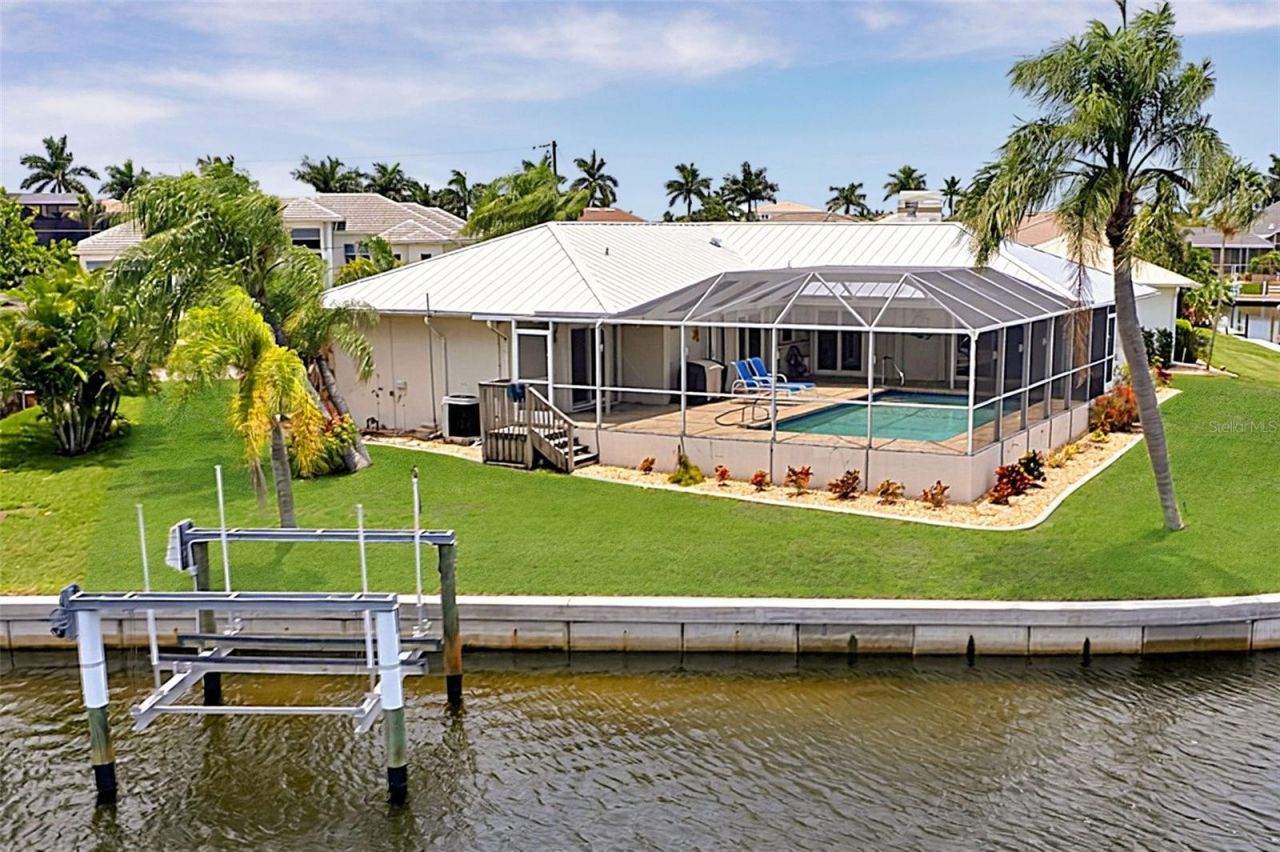 1230 Swan Court, Punta Gorda, FL 33950 Photo