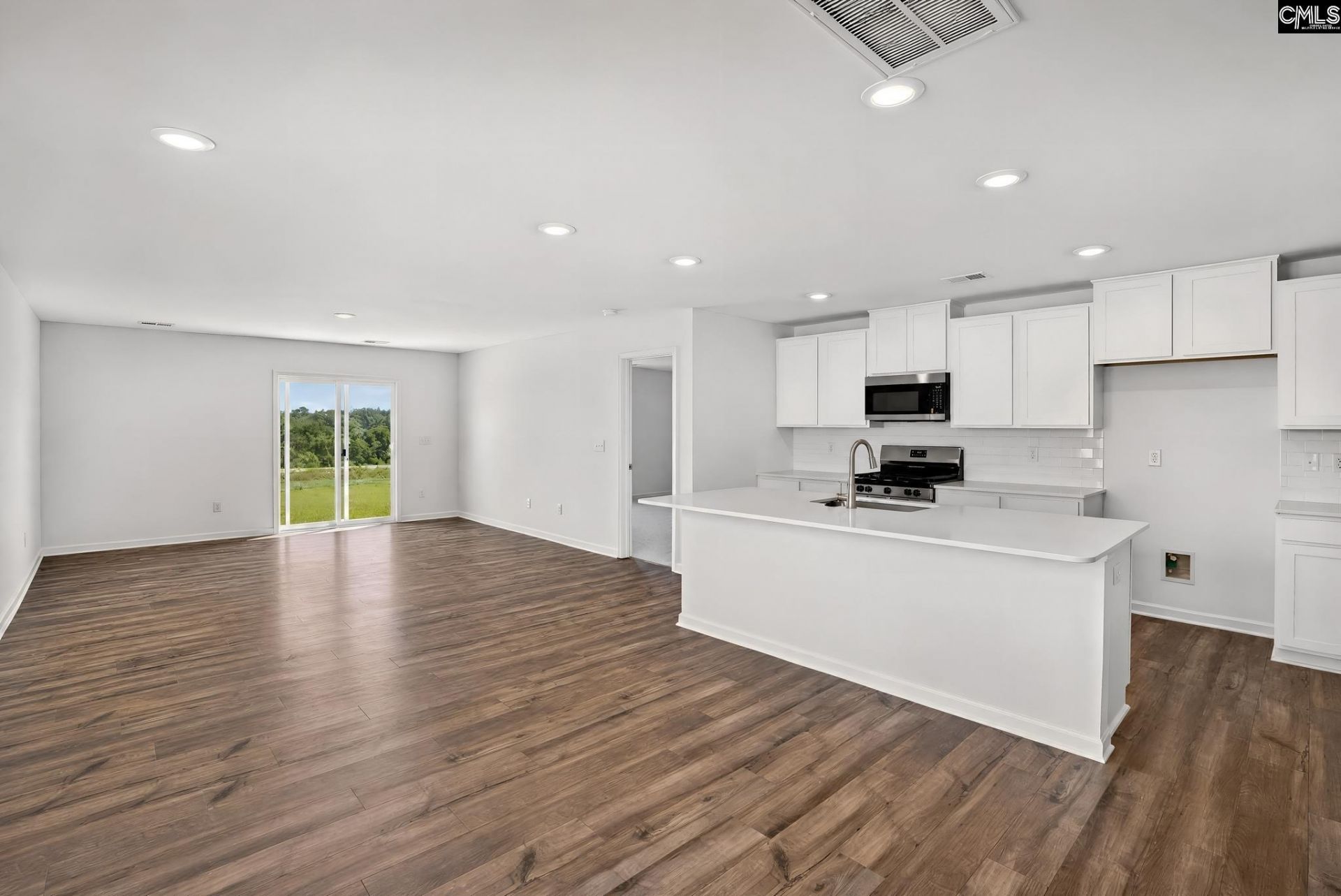 440 Happy Hollow Drive  Photo 11