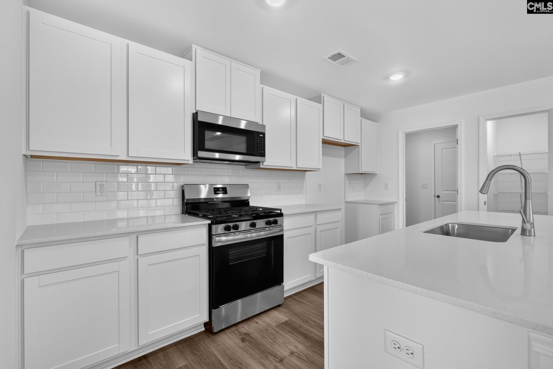 440 Happy Hollow Drive  Photo 14