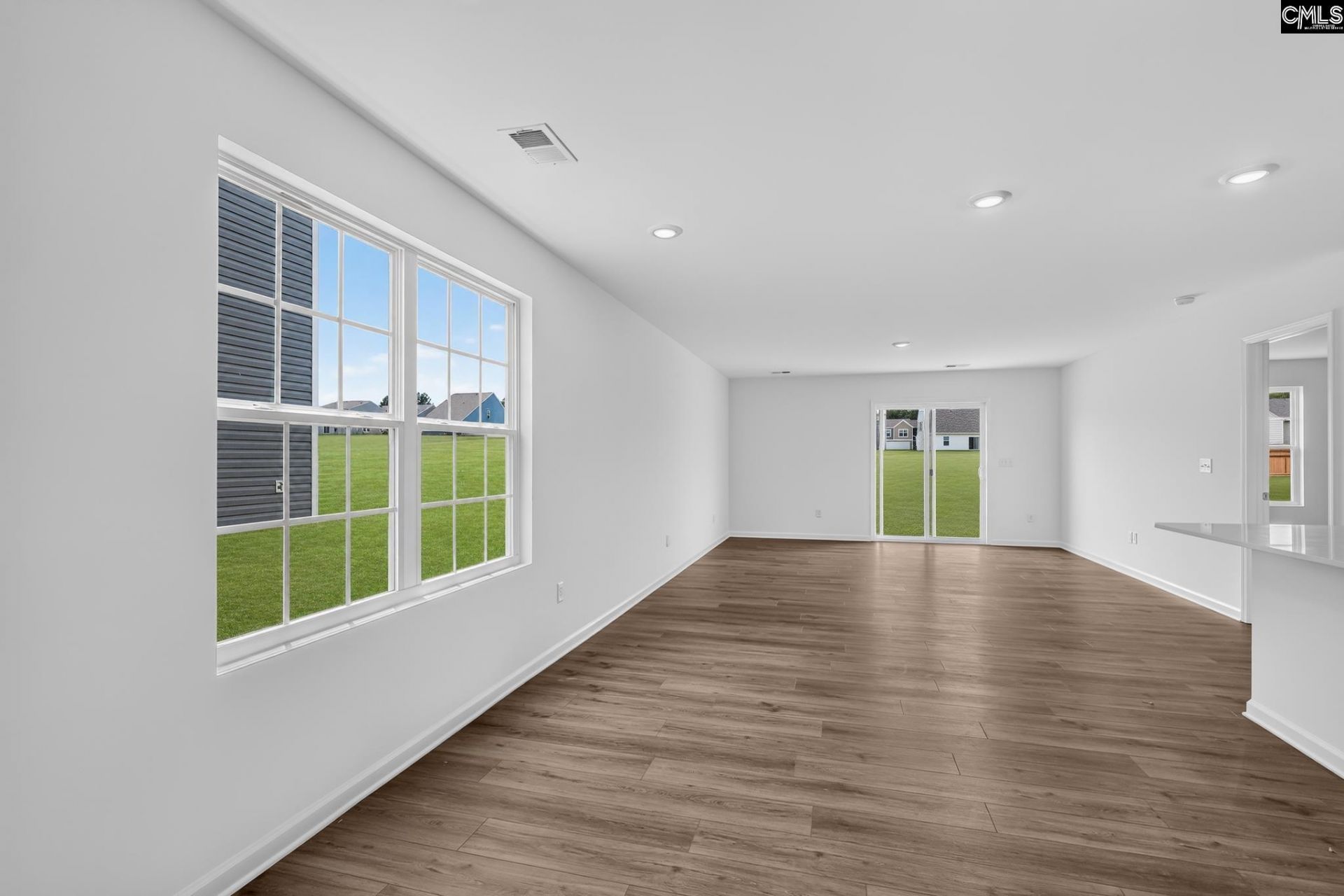 440 Happy Hollow Drive  Photo 8