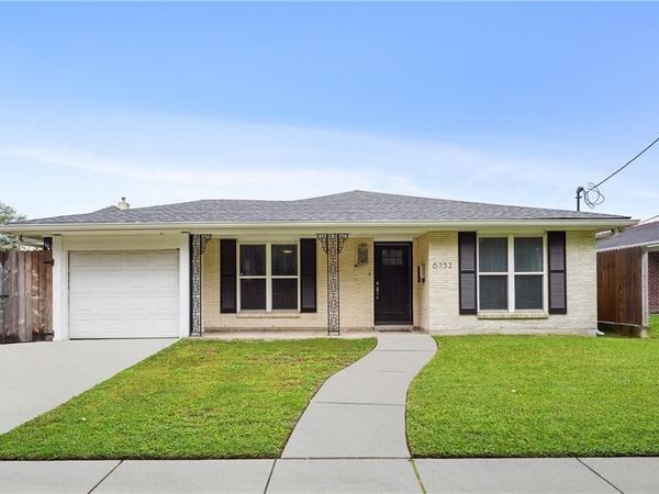 6752 FLEUR DE LIS Drive, New Orleans, LA 70124