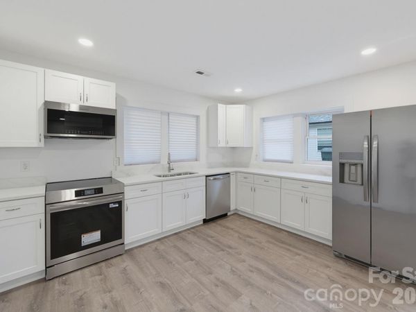 2211 Second Street , Gastonia, NC 28054