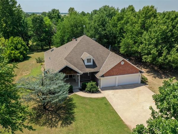 14300 W Wilshire Boulevard, Yukon, OK 73099
