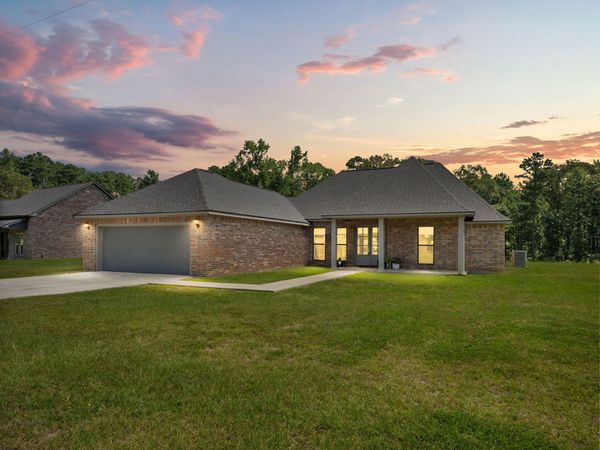 3721 Belview, Leesville, LA 71446