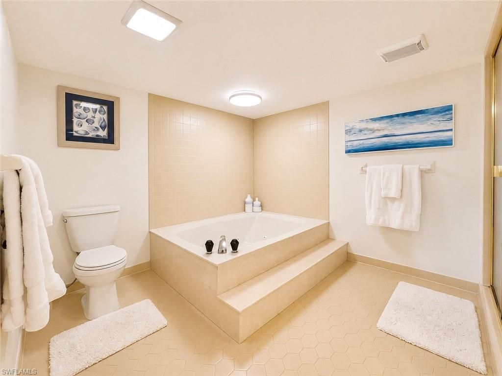5601 Turtle Bay Dr, Unit 2003, Naples, FL 34108 Photo