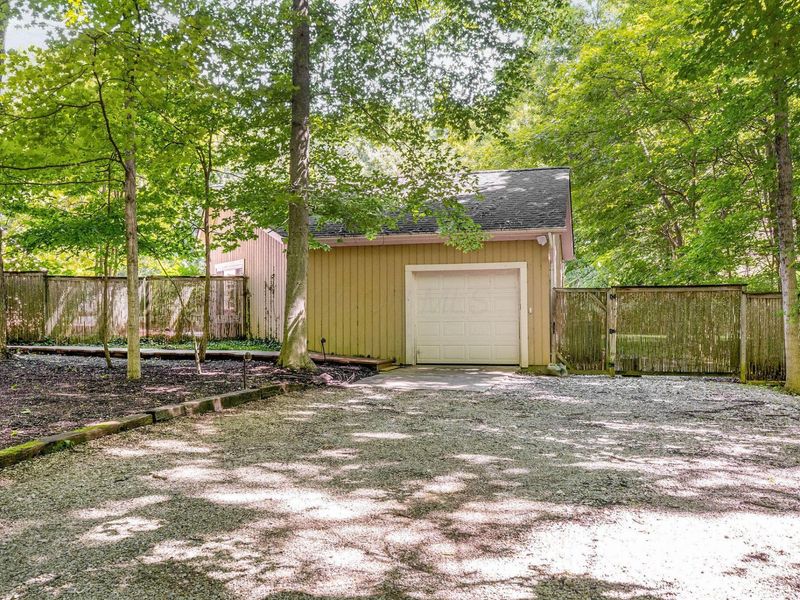 7319 Bridlespur Lane , Delaware, OH 43015 Photo 10