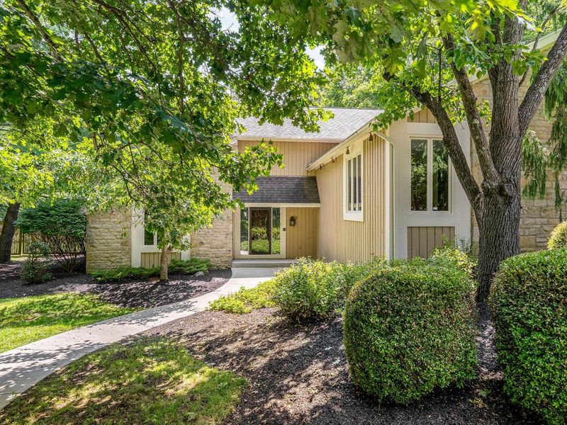7319 Bridlespur Lane , Delaware, OH 43015 Photo 3