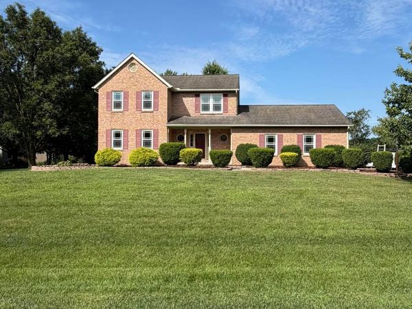 11125 Huntington Way NW, Pickerington, OH 43147