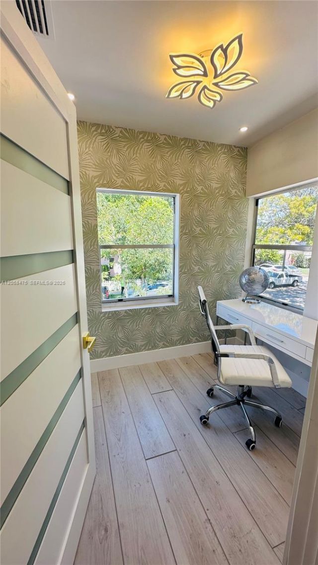 1668 SW 20th St, Unit 1, Miami, FL 33145 Photo