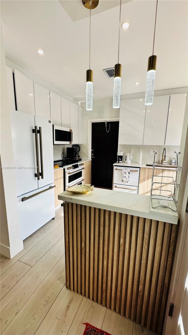 1668 SW 20th St, Unit 1, Miami, FL 33145 Photo