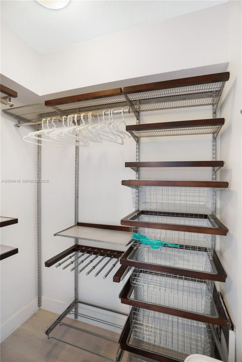 335 S Biscayne Blvd, Unit 3808, Miami, FL 33131 Photo