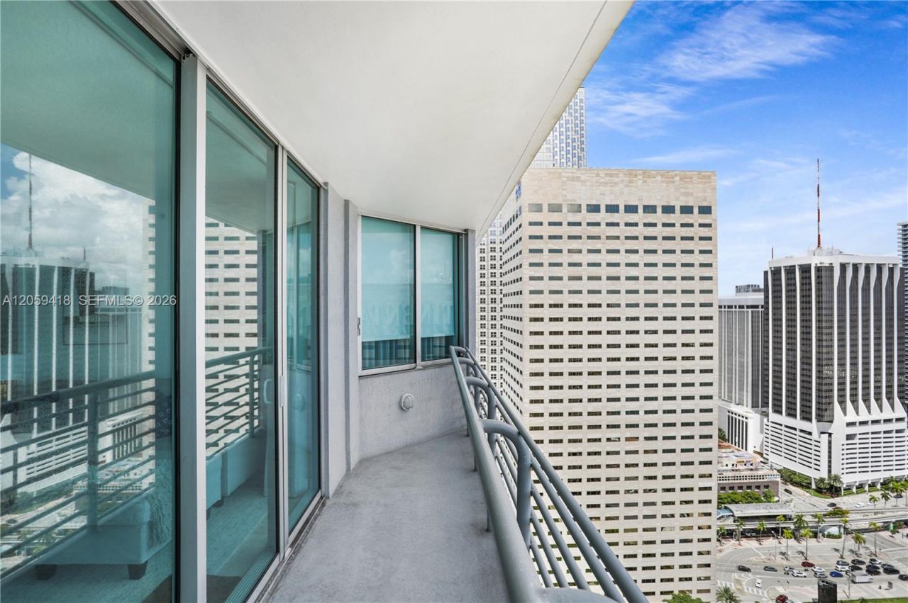 335 S Biscayne Blvd, Unit 3808, Miami, FL 33131 Photo
