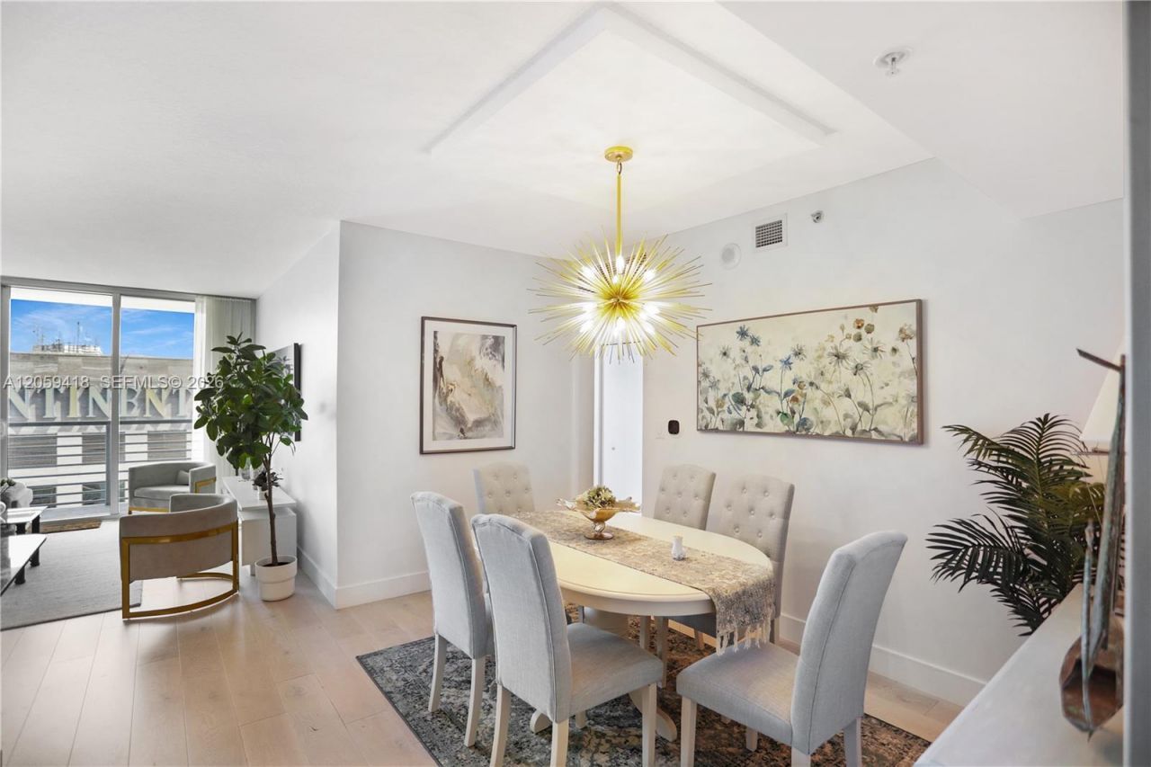 335 S Biscayne Blvd, Unit 3808, Miami, FL 33131 Photo