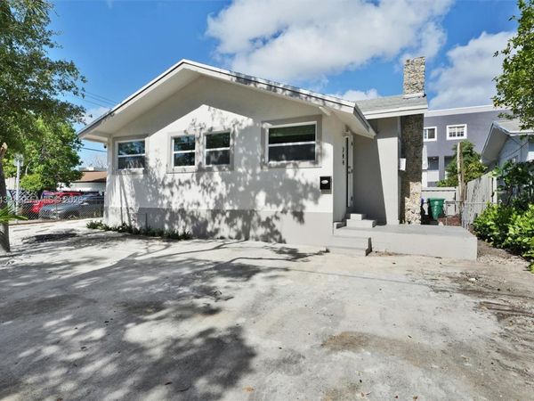 244 SW 14th Ave , Miami, FL 33135