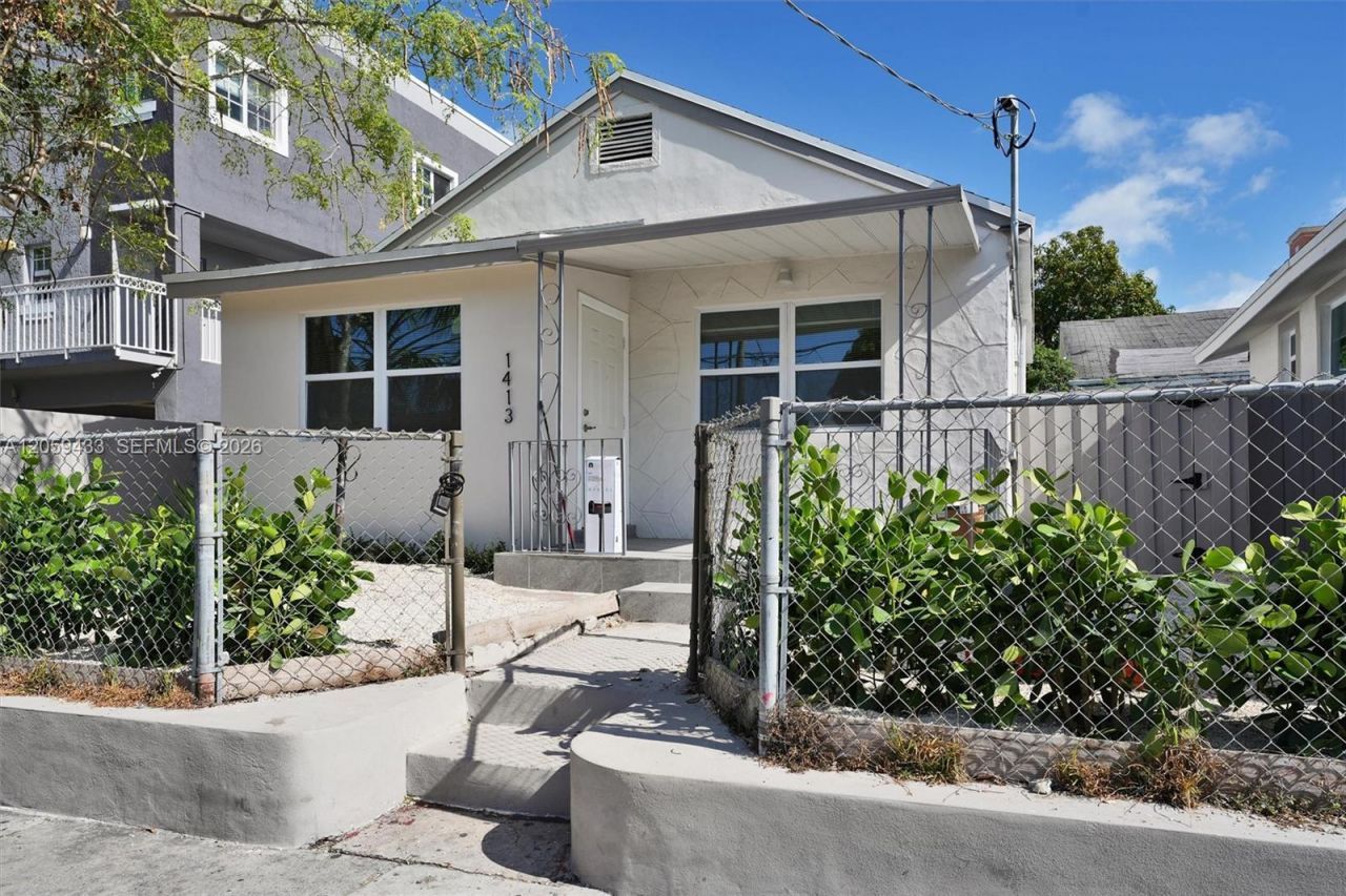 244 SW 14th Ave , Miami, FL 33135 Photo