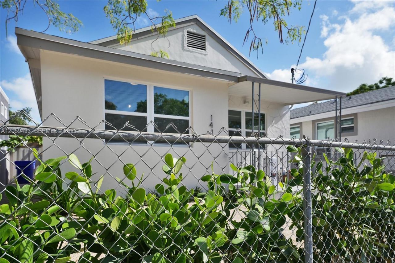 244 SW 14th Ave , Miami, FL 33135 Photo