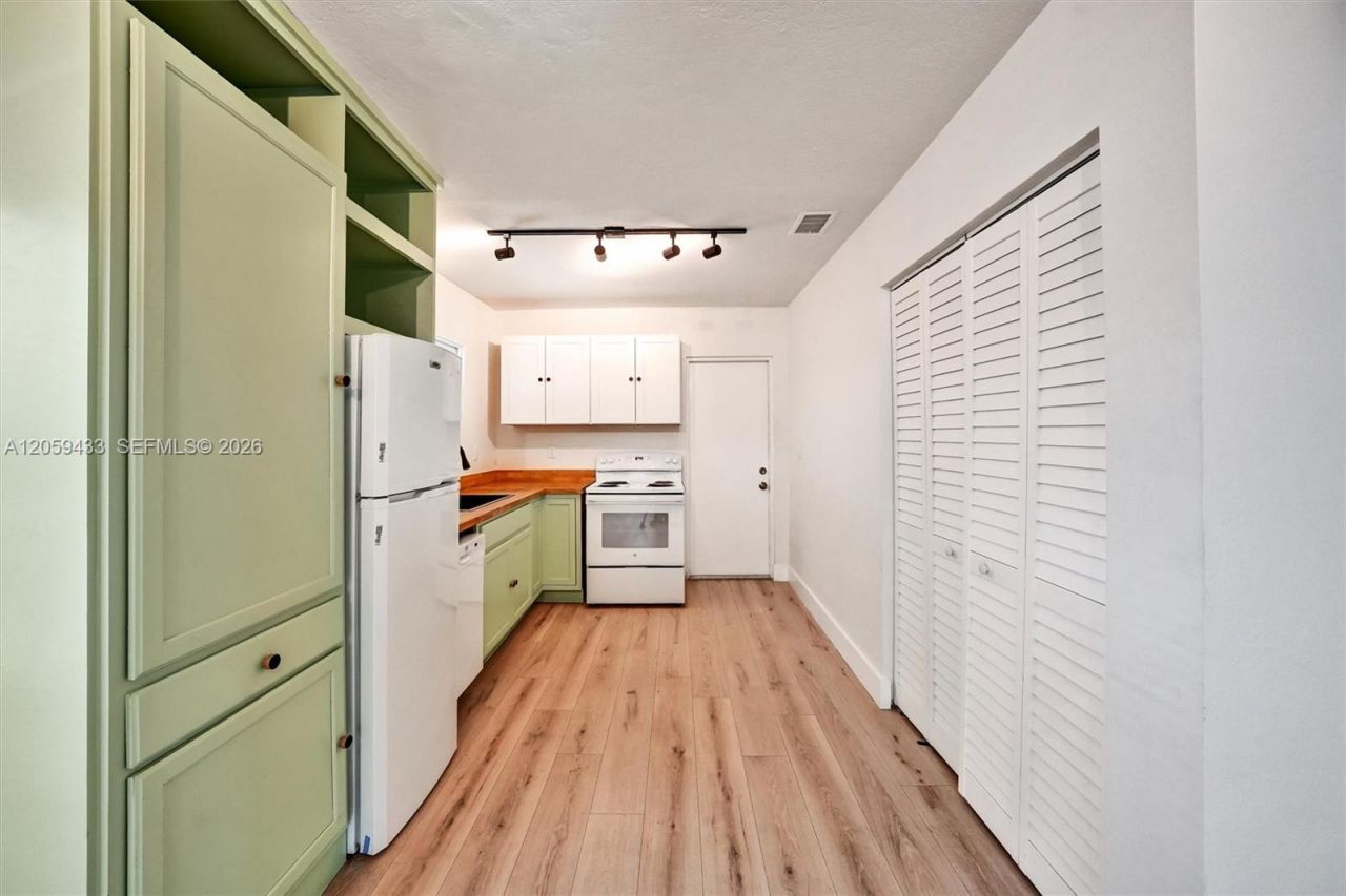 244 SW 14th Ave , Miami, FL 33135 Photo