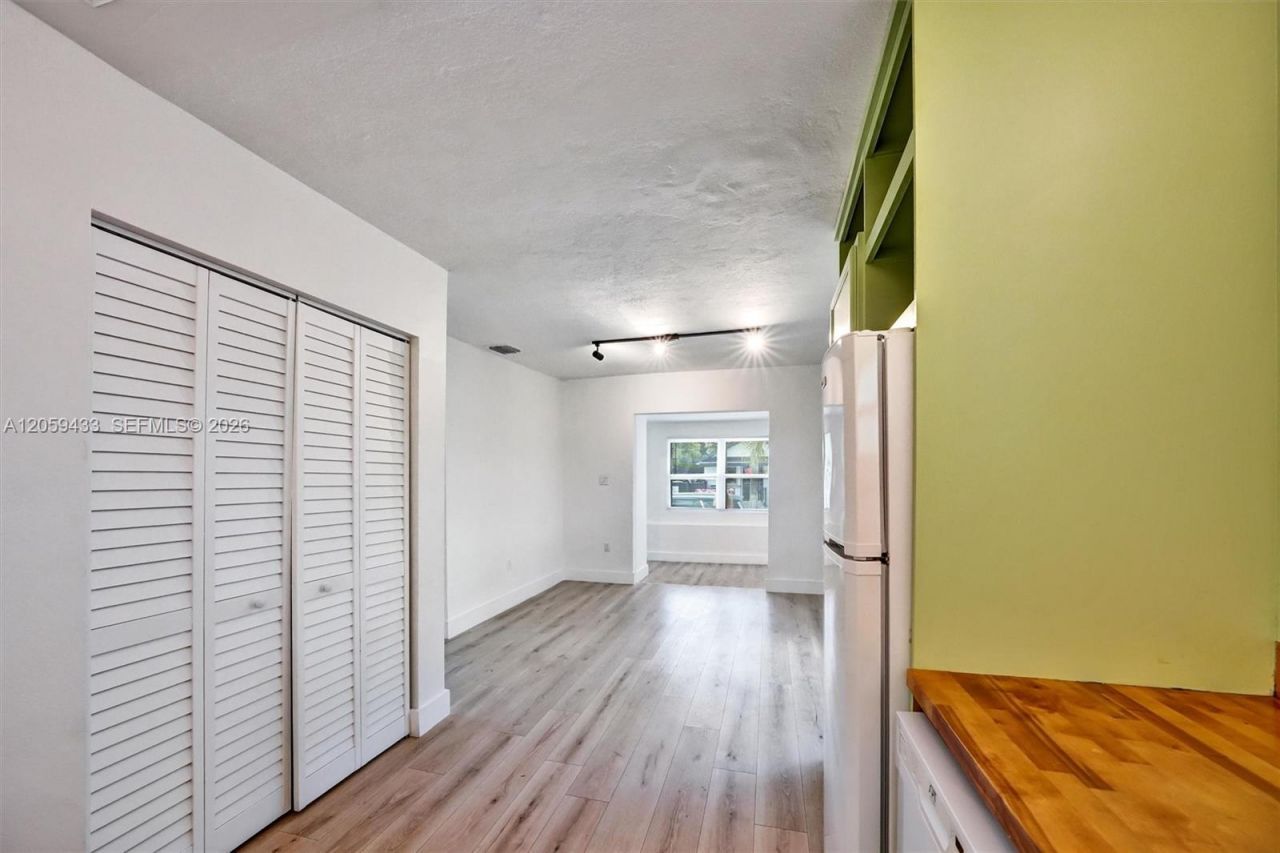244 SW 14th Ave , Miami, FL 33135 Photo