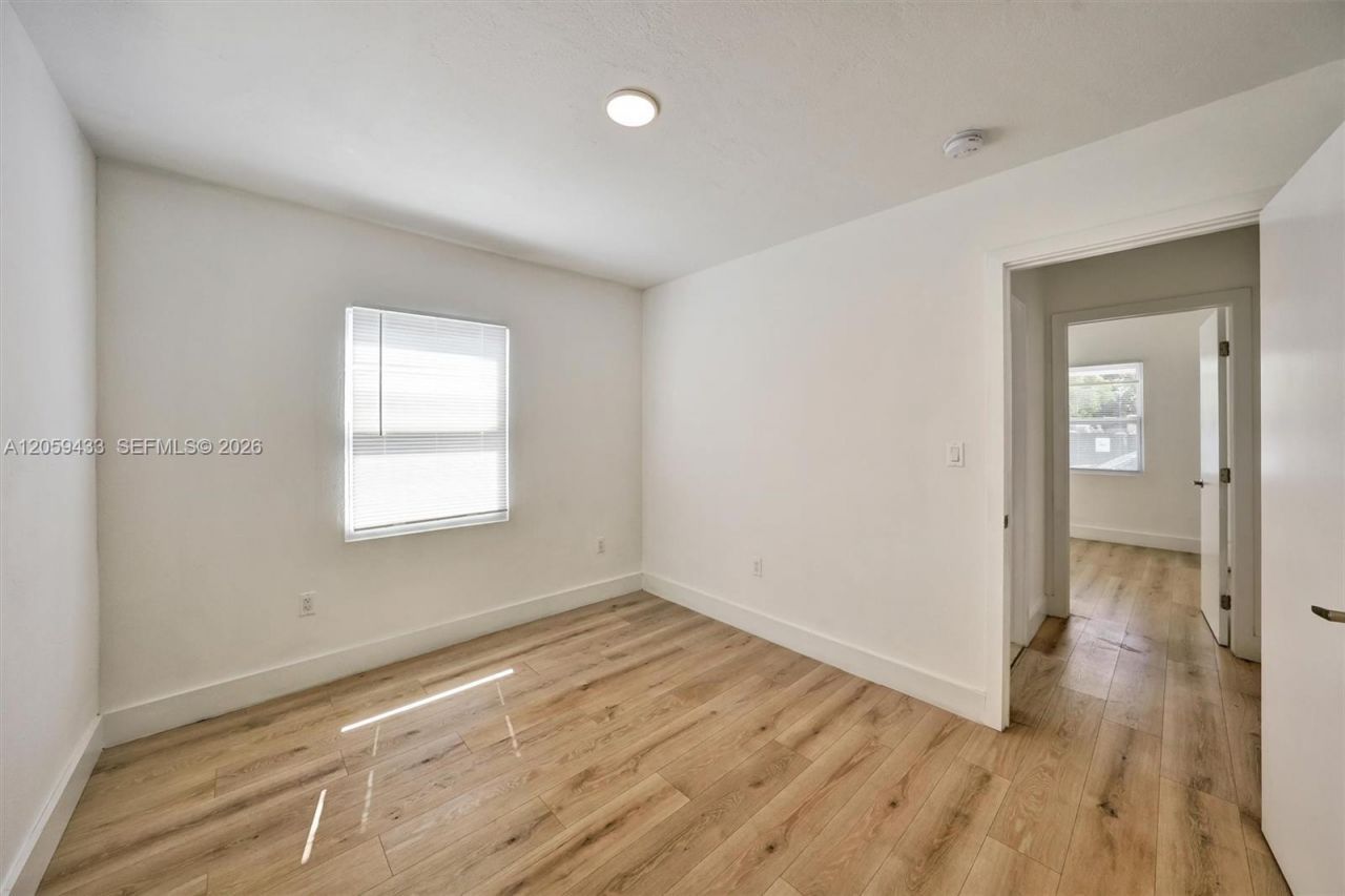244 SW 14th Ave , Miami, FL 33135 Photo