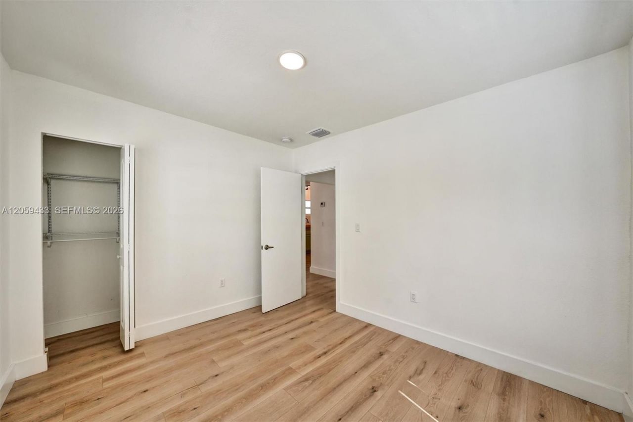 244 SW 14th Ave , Miami, FL 33135 Photo