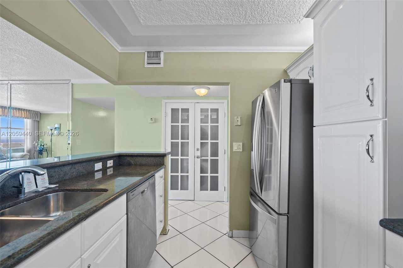3725 S Ocean Dr, Unit 1204, Hollywood, FL 33019 Photo
