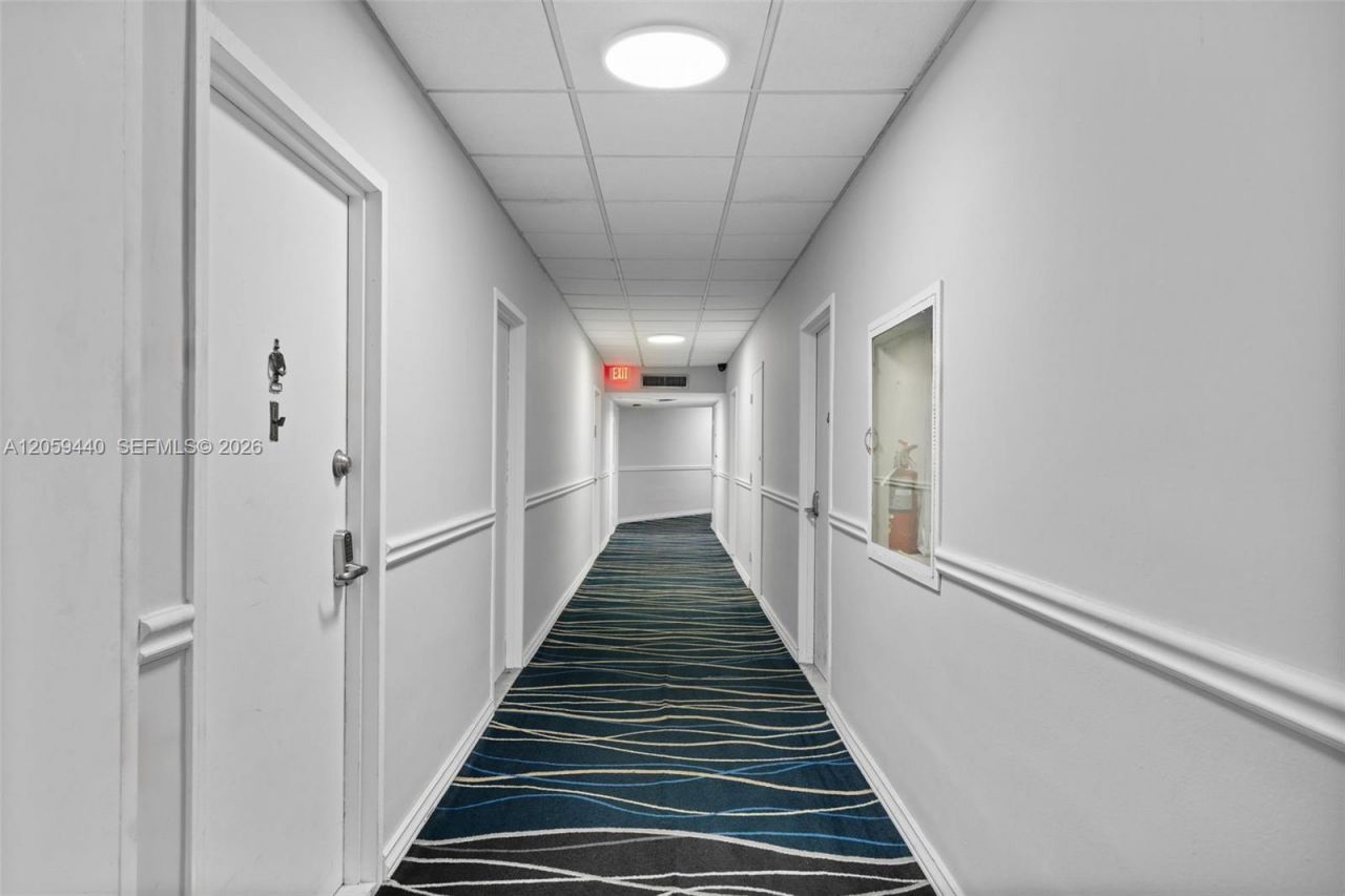 3725 S Ocean Dr, Unit 1204, Hollywood, FL 33019 Photo