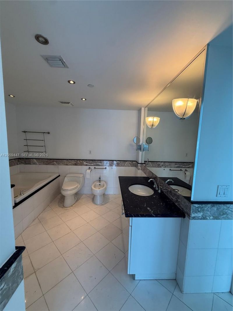 540 West Ave , Unit 1013, Miami Beach, FL 33139 Photo