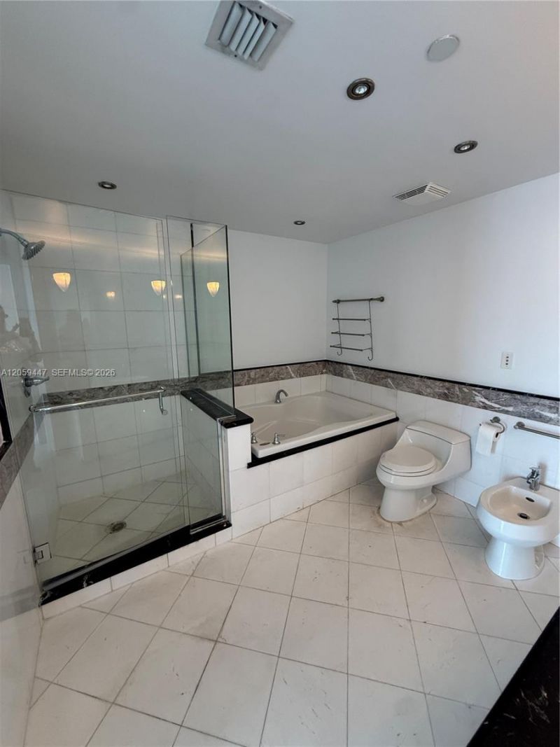 540 West Ave , Unit 1013, Miami Beach, FL 33139 Photo