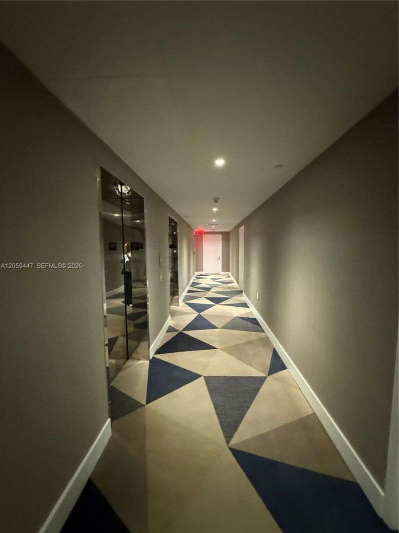540 West Ave , Unit 1013, Miami Beach, FL 33139 Photo