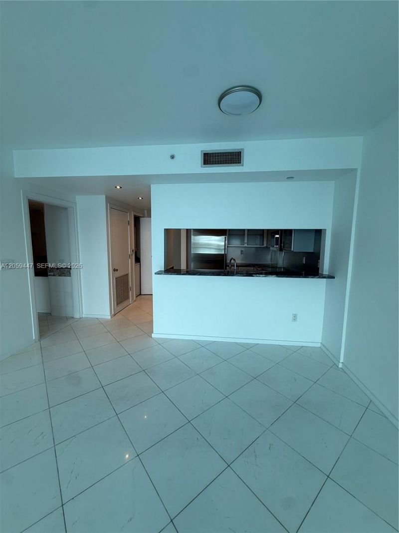 540 West Ave , Unit 1013, Miami Beach, FL 33139 Photo