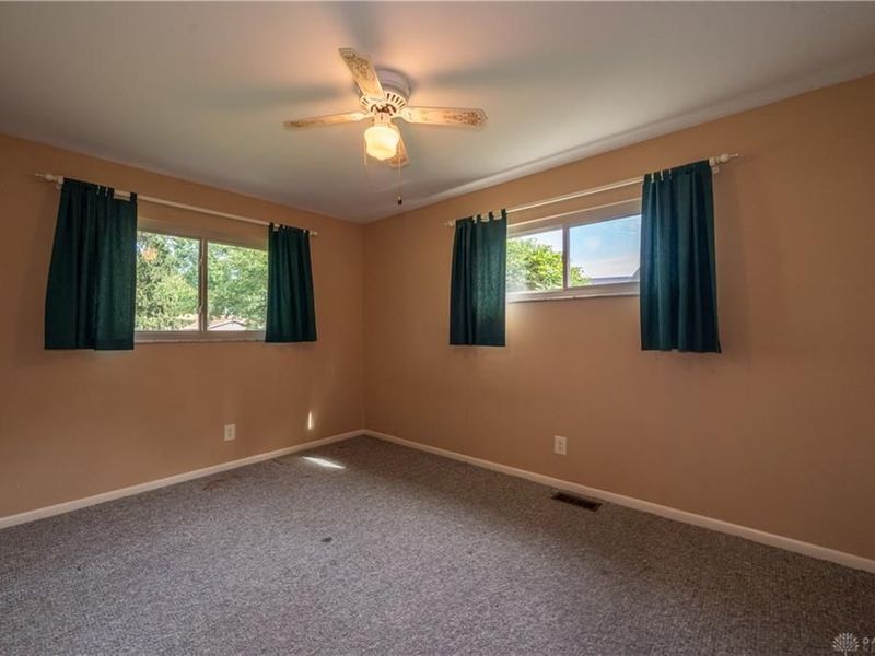 4510 Parklawn Drive, Kettering, OH 45440 Photo 34