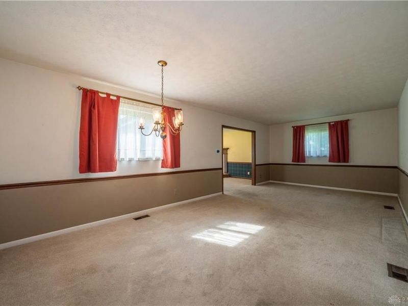 4510 Parklawn Drive, Kettering, OH 45440 Photo 8