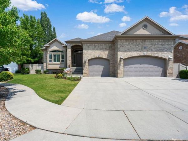 1653 E CRESCENT VIEW CIRCLE S, Sandy, UT 84092