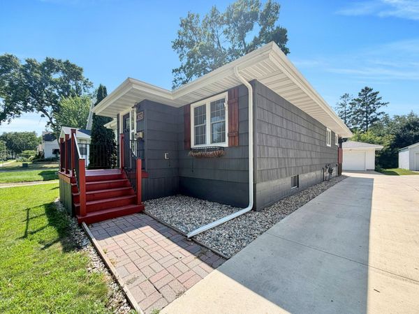 1024 5th Street SW, Willmar, MN 56201