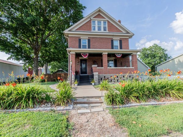 96 E Railroad Street , Lamoille, IL 61330