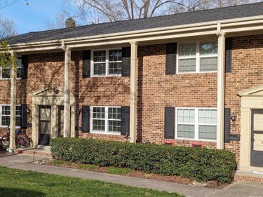 1002 Willow Drive, Unit Apt 25, Chapel Hill, NC 27514