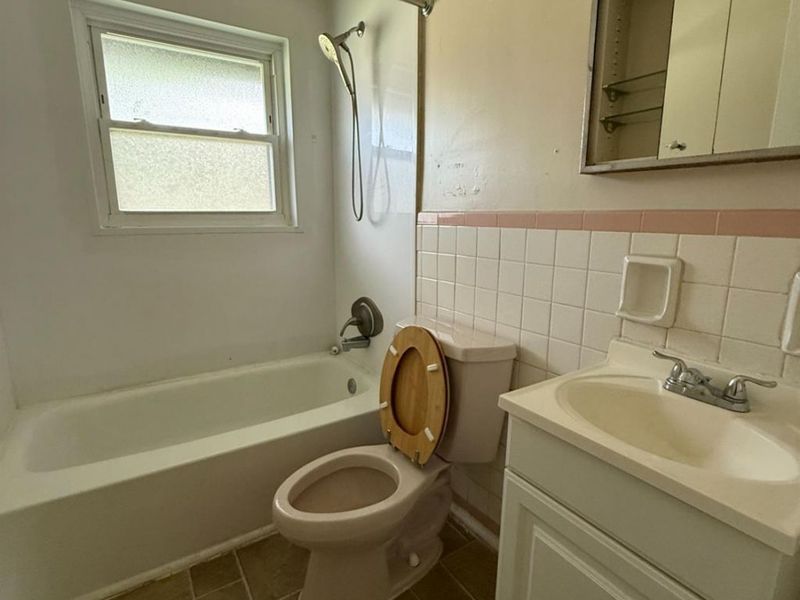 9743 Woodmill Lane, Cincinnati, OH 45231 Photo 5