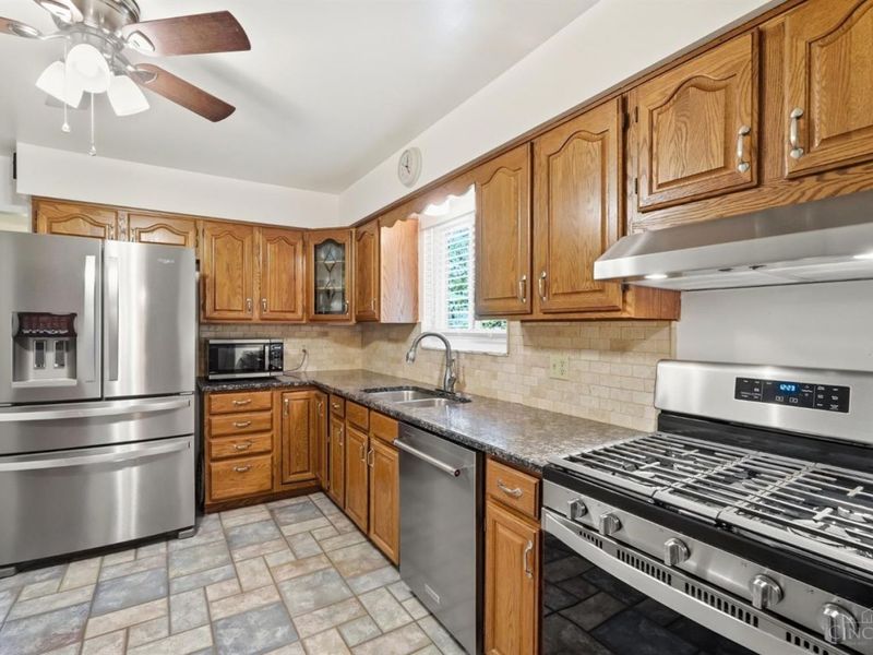 5833 Timely Terrace, Delhi Twp, OH 45233 Photo 14