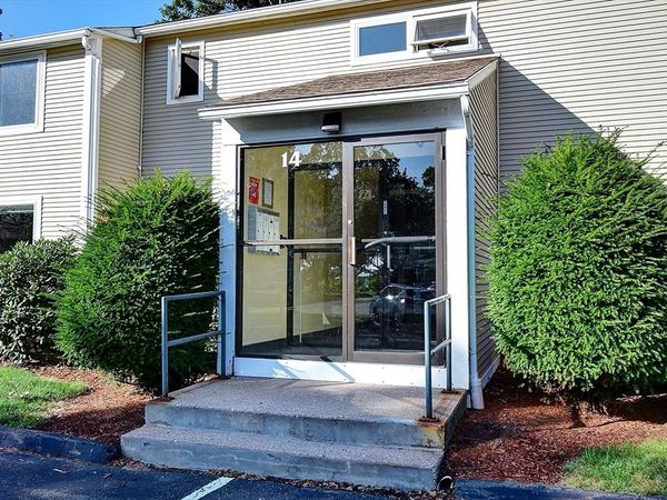 14 Arbor Way, Unit B, Holyoke, MA 01040