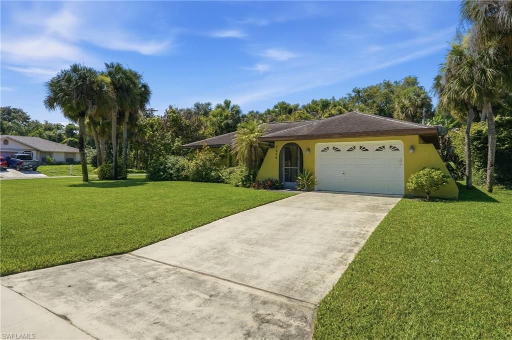 2604 E 6th St , Lehigh Acres, FL 33936 Photo