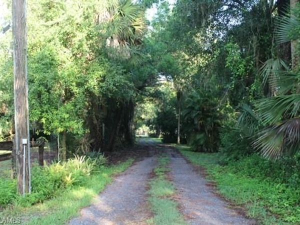 5460 Jackson RD , FORT MYERS, FL 33905