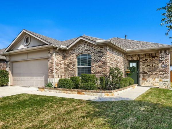 141 Marienfeld LN, Georgetown, TX 78626