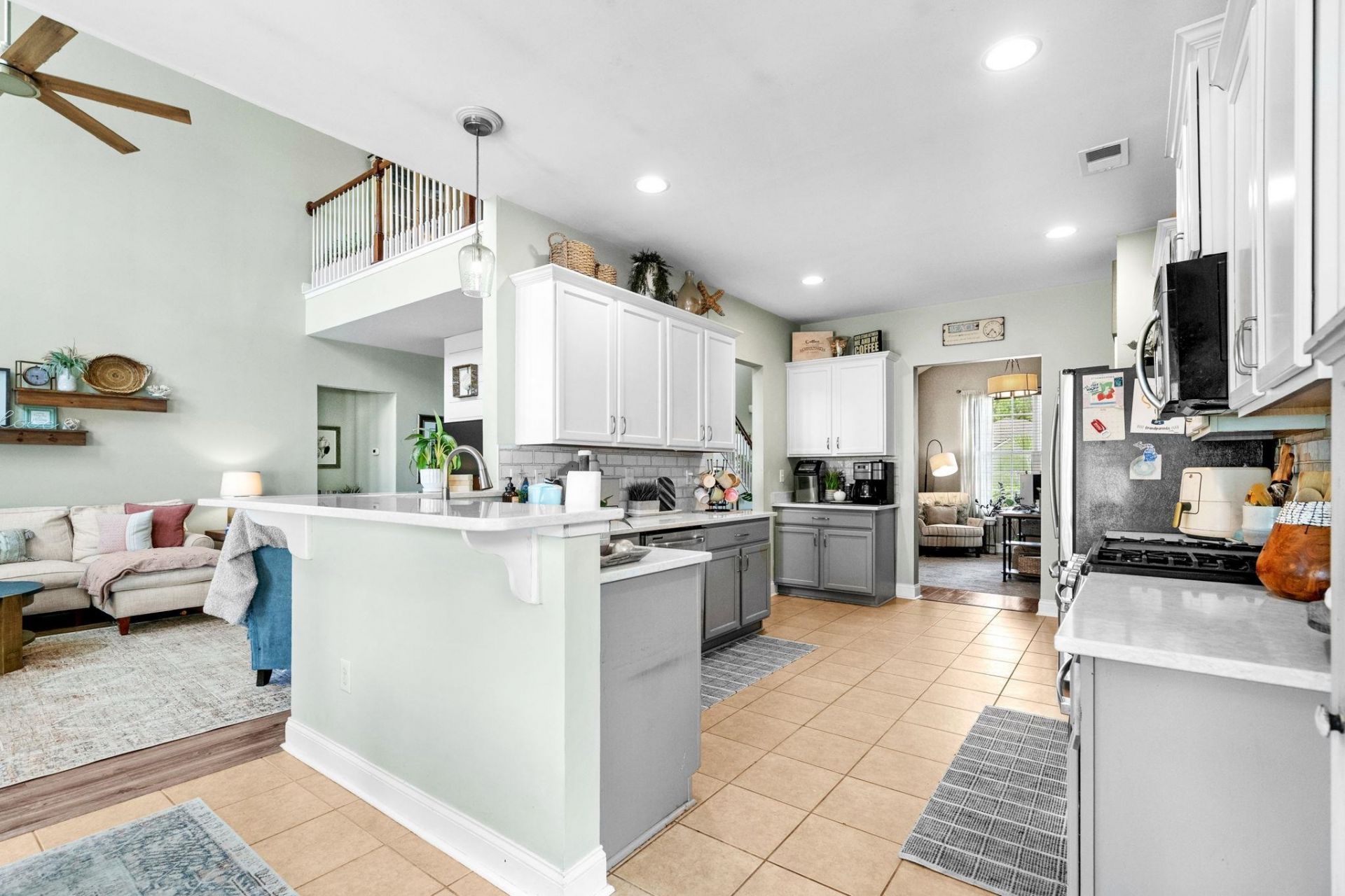 313 Deer Path Dr. Photo 11