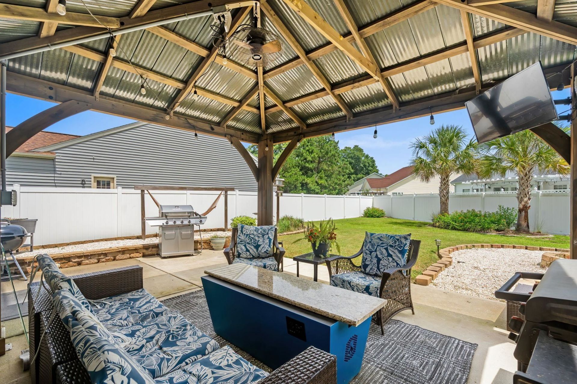 313 Deer Path Dr. Photo 40