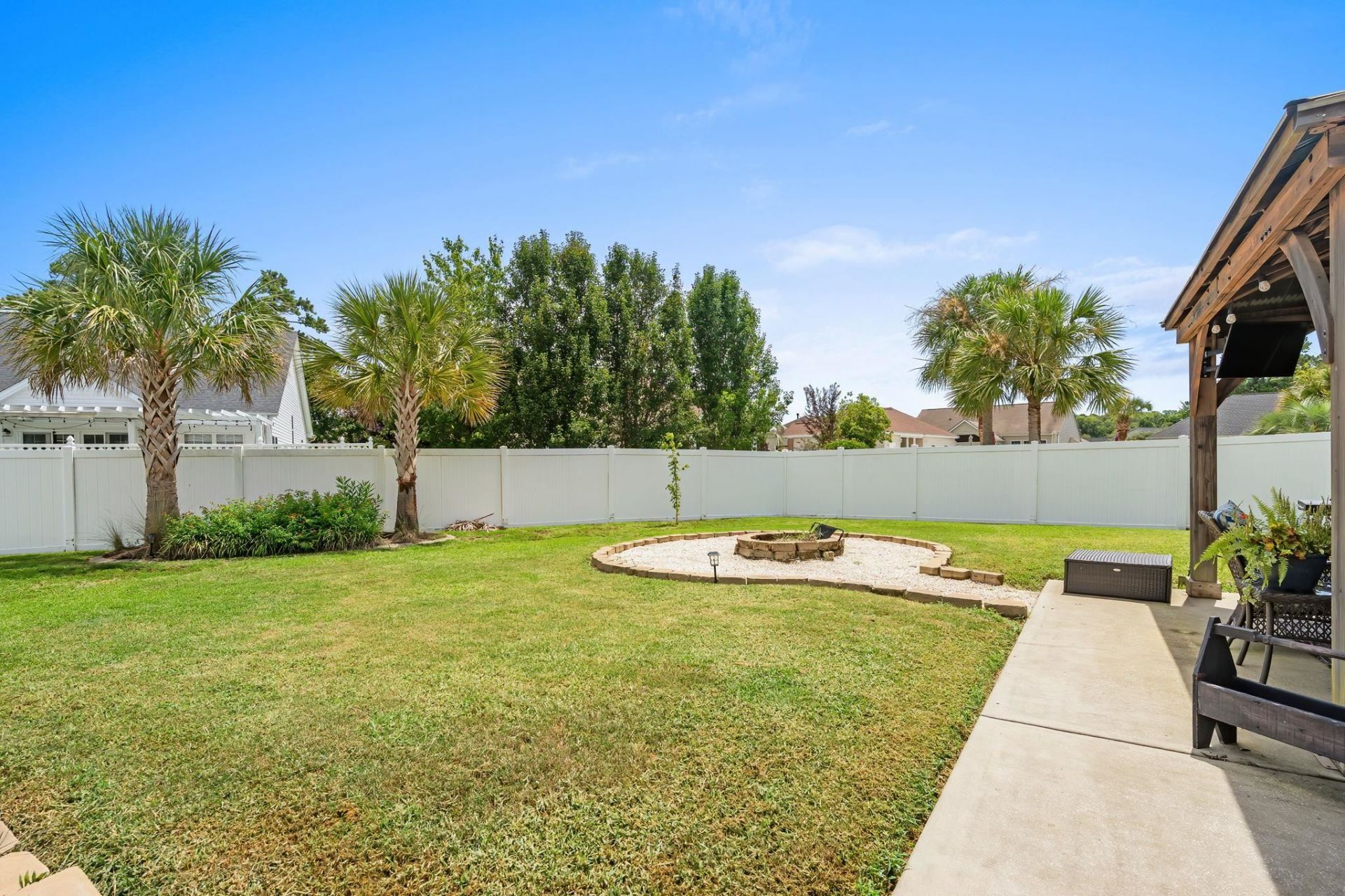 313 Deer Path Dr. Photo 41