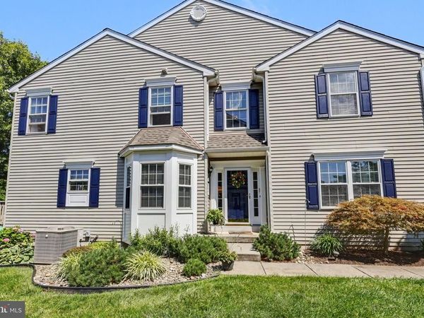138 JORDAN COURT, ROYERSFORD, PA 19468